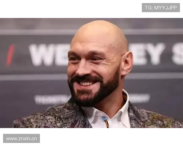 泰森·富里这种体型出门能不能先申请个护照啊，普通人根本没法碰的存在